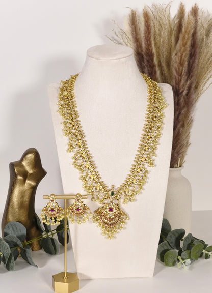 Vedhira Set