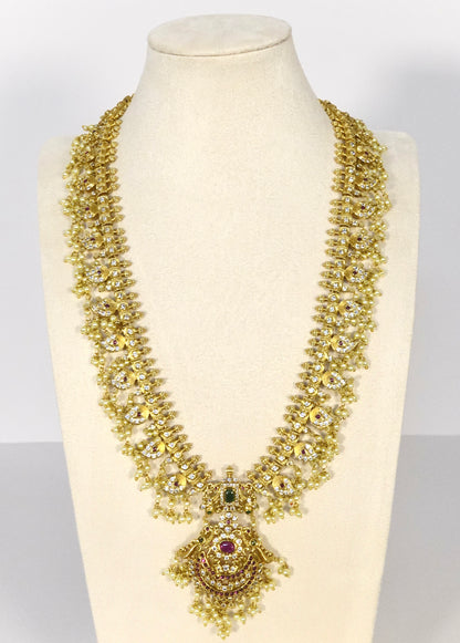 Vedhira Set
